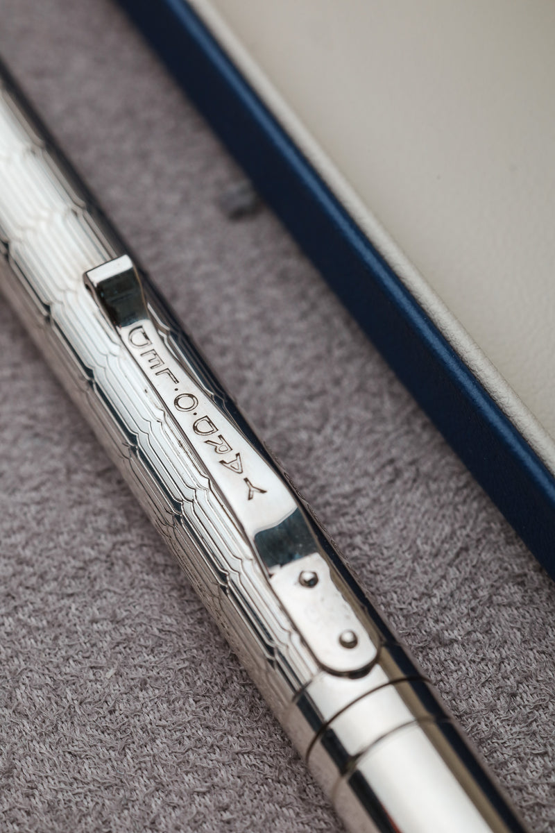 The Ambassador Honeycomb Ballpen – YARD-O-LED